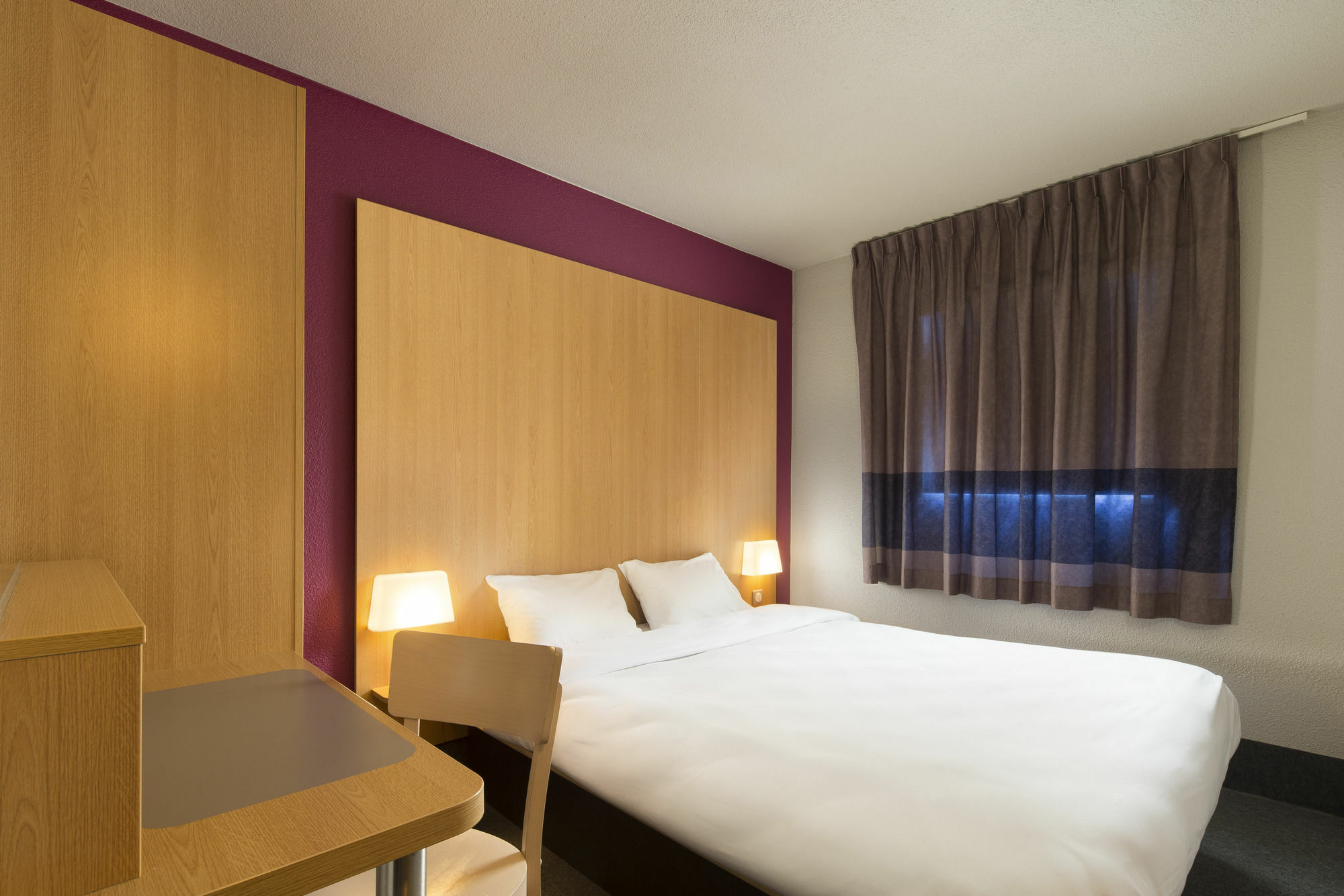 Hotel Inn Design Montluçon Exterior foto